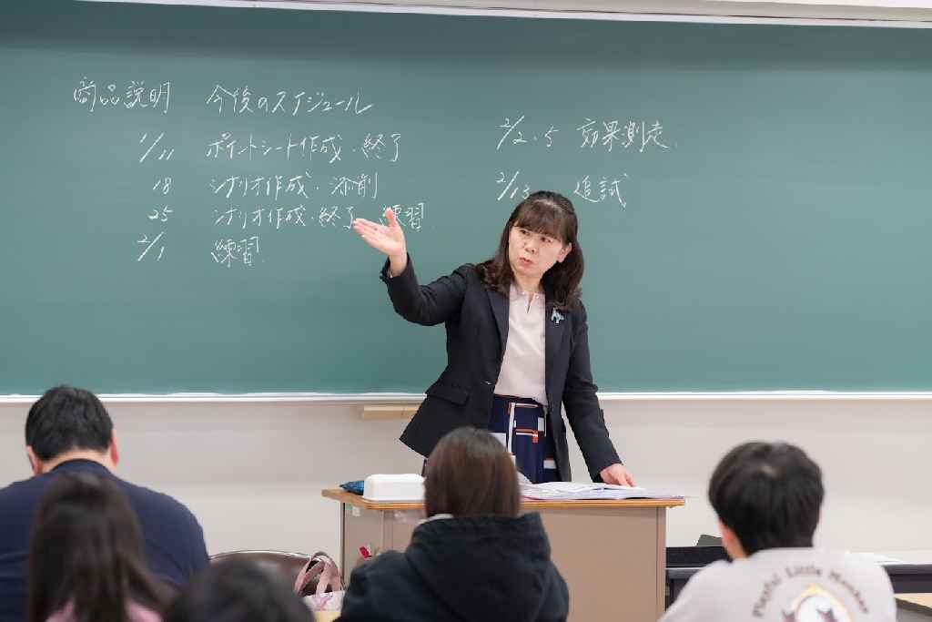 簿記の実力を伸ばしながら、税理士・会計士の仕事を具体的に知るチャンス!