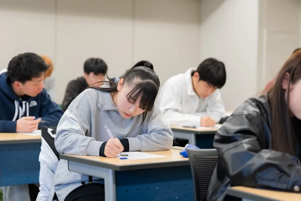 税理士試験に強い「税理士合格サポート制度」とは?